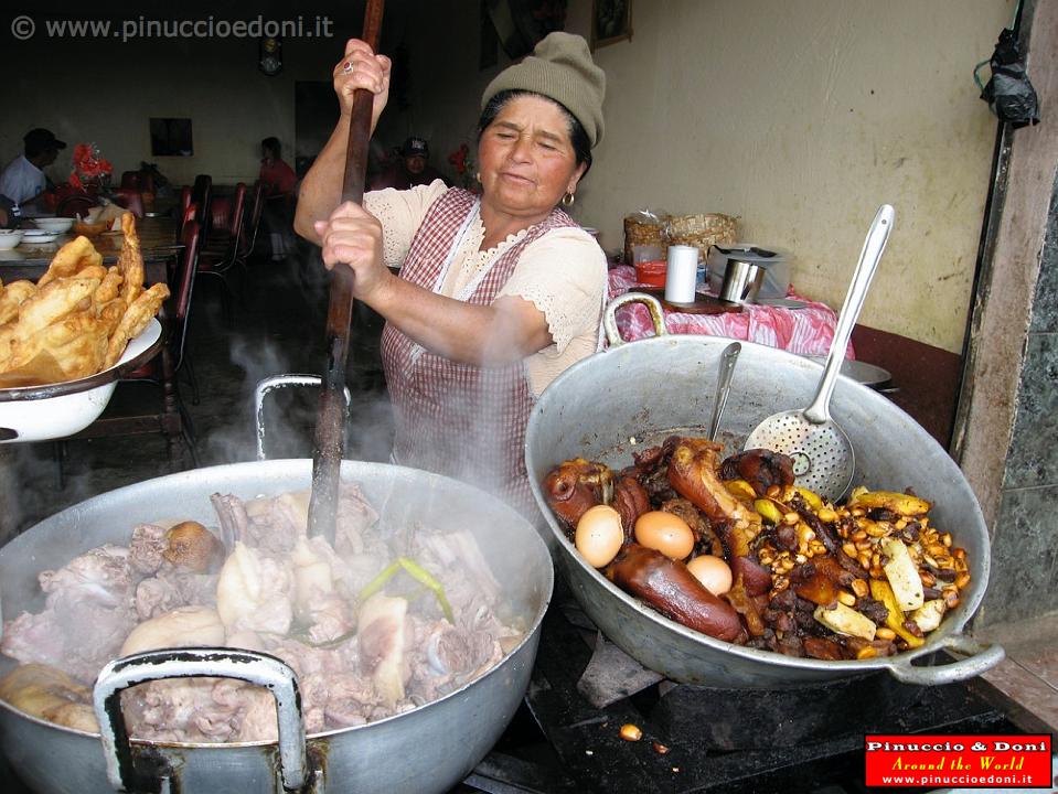 ECUADOR - Sulla strada per Ingapirca - 7.jpg